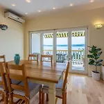 Apartment Neno *