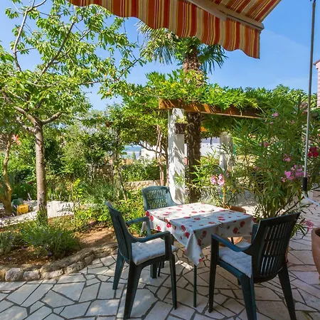 Apartment Neno Crikvenica