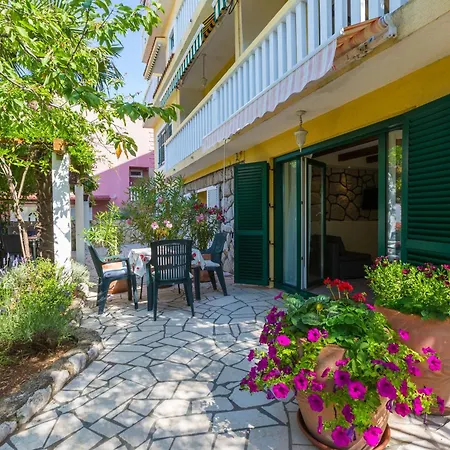 Neno Apartament Crikvenica