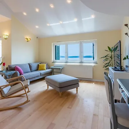Apartment Neno Crikvenica