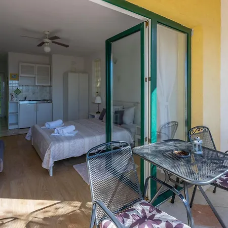 Neno * 크리크베니카