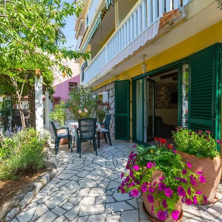 Apartment Neno