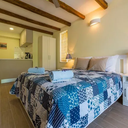 Apartment Neno *