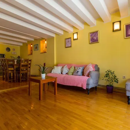 Apartment Neno